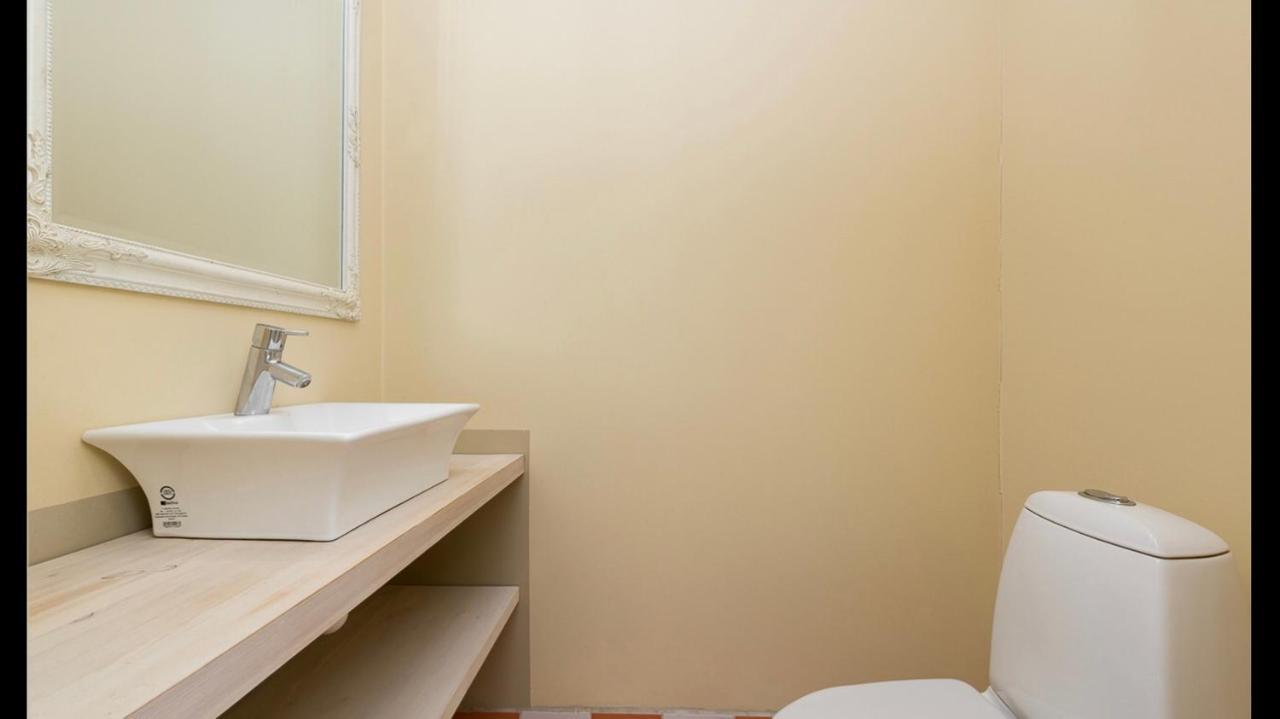 Cozy City Penthouse Apartment, Free Parking Ταλίν Εξωτερικό φωτογραφία